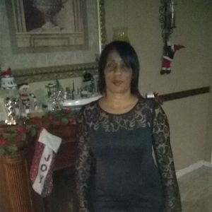 Meet your Posher, Paula ivelisse